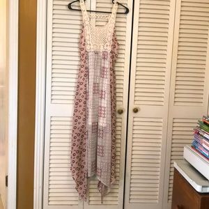 Sleeveless Bohemian style maxi dress